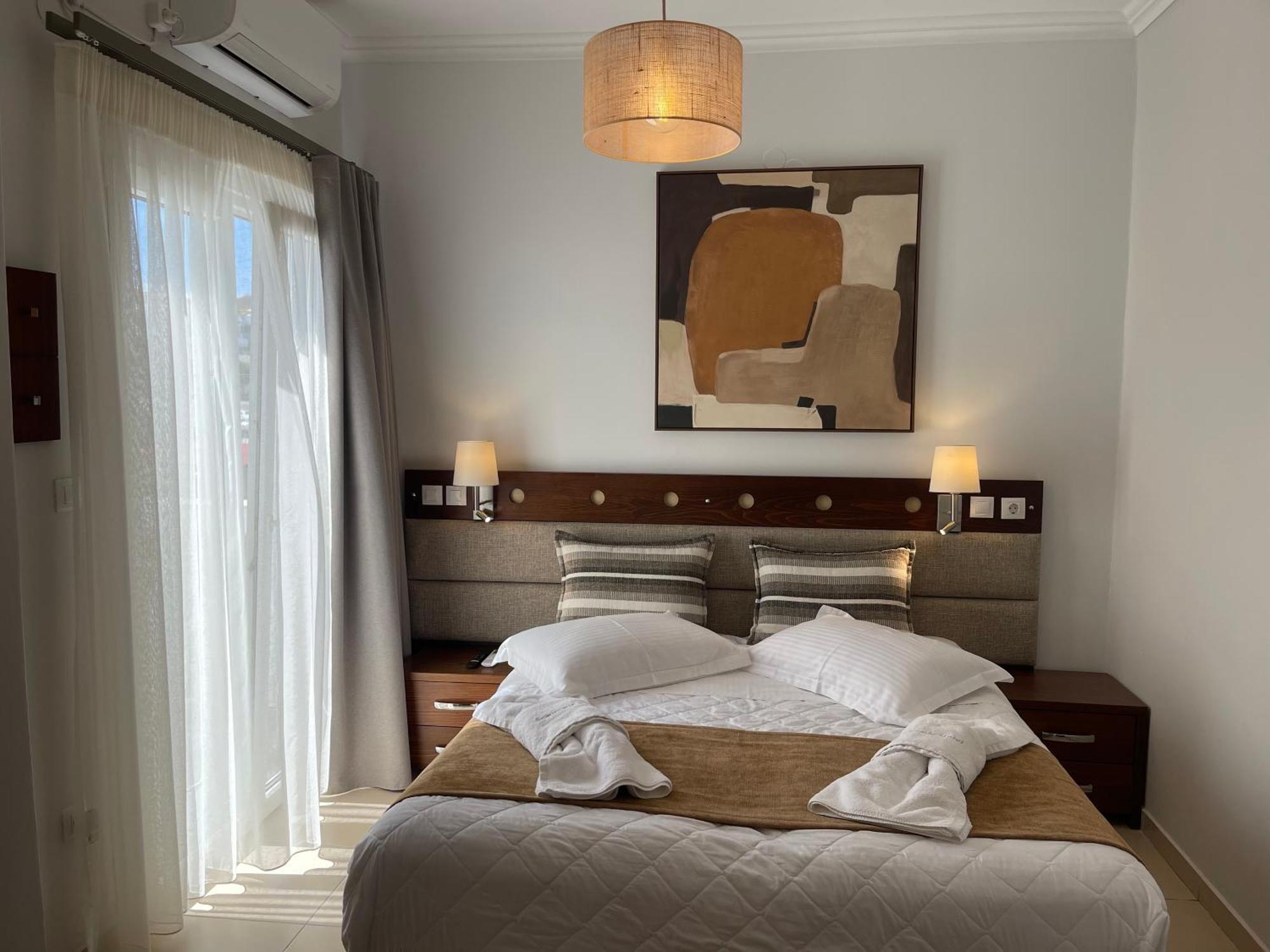 Semiramis Guesthouse アダマス エクステリア 写真